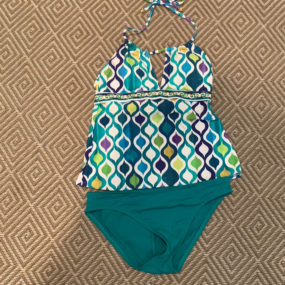 Trina Turk top size 8 bottom La Blanca size 10